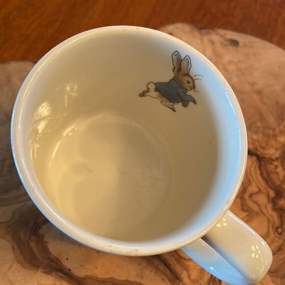Wedgewood Peter Rabbit Cup to Welcome the New Baby Of Prince & Princess Of Wales - Picture 2 of 8